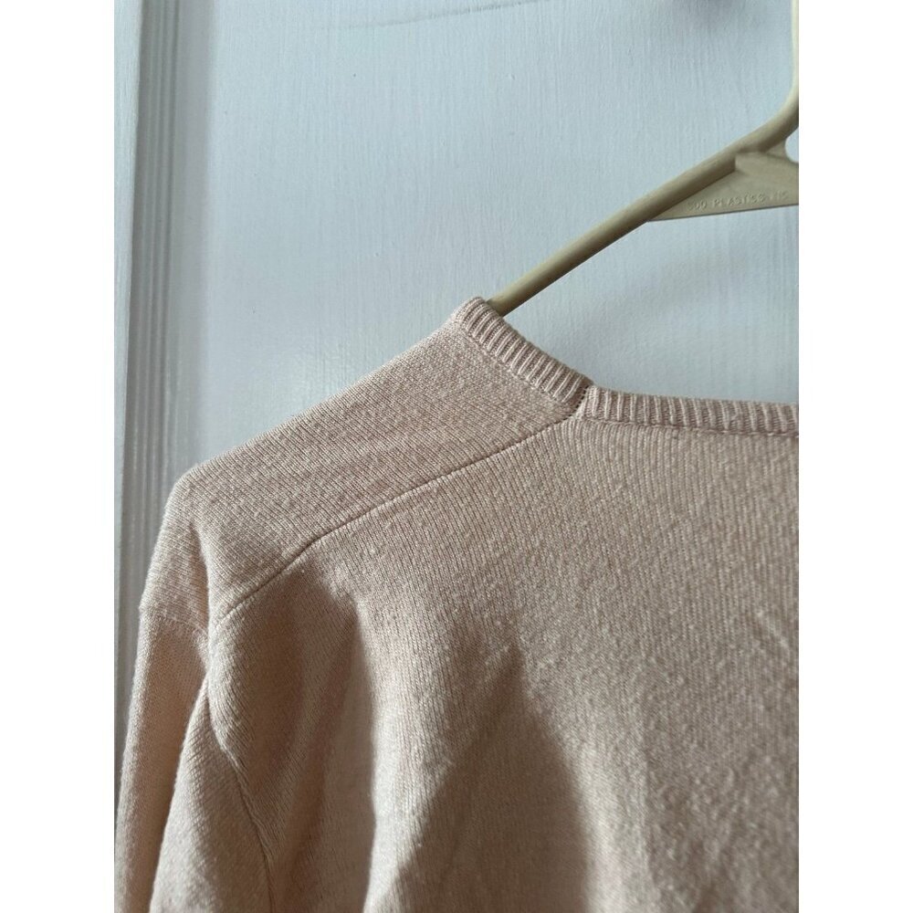 Men’s size medium tan v-neck sweater - Picture 7 of 9